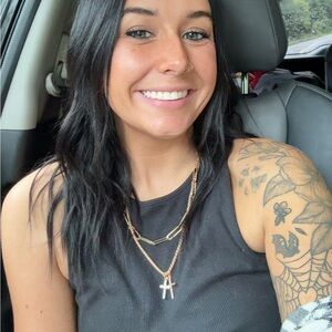 Meet your Posher, Haley